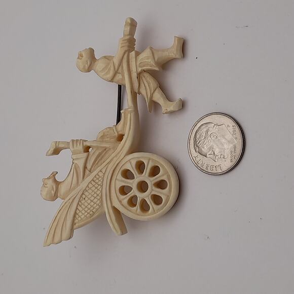 Vintage Carved Celluloid Rickshaw Brooch, Asian Scene Pin, 3 Inches - Picture 5 of 7